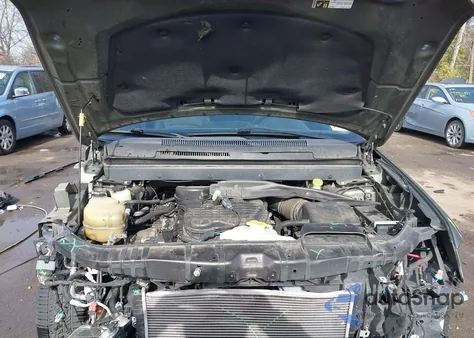 2017 Dodge Journey Crossroad z USA, uszkodzony, nr VIN 3C4PDCGG9HT625907